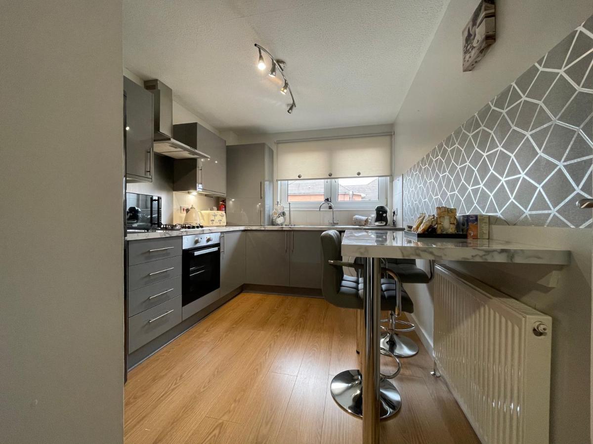 King Court Apartment Motherwell Exterior foto